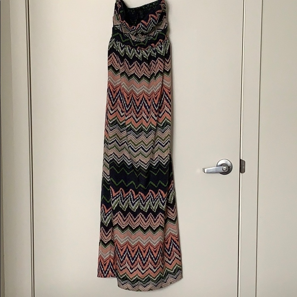 Light flowy sweetheart padded tube top maxi dress